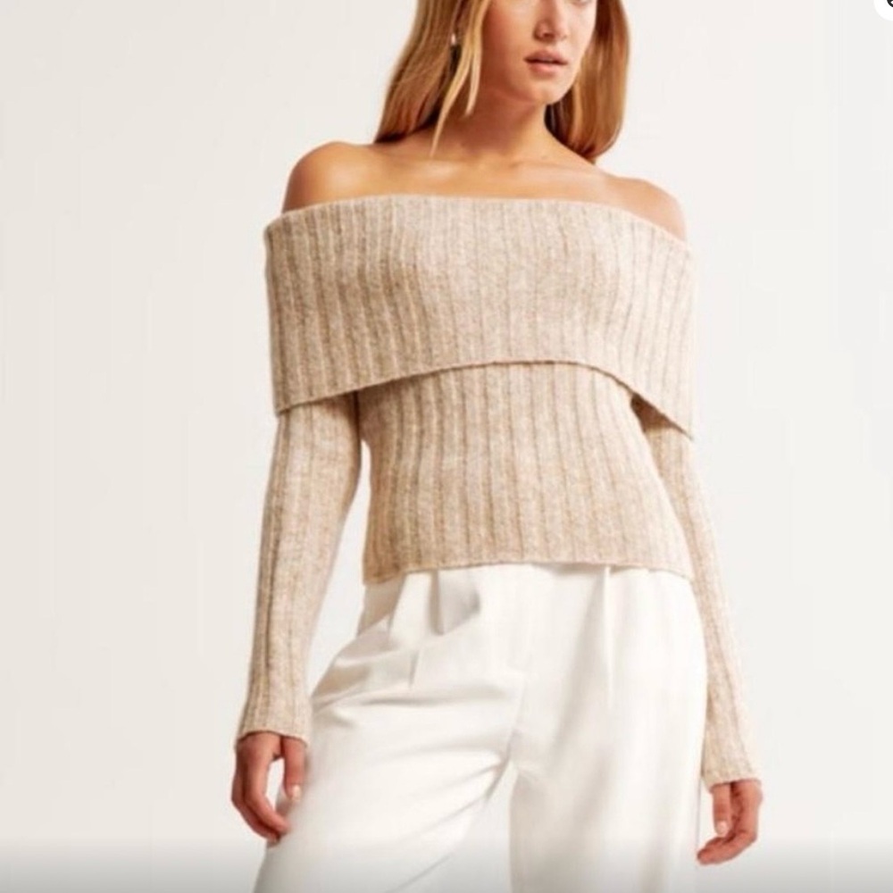 Abercrombie & Fitch Cream Off The Shoulder Rib knit Sweater